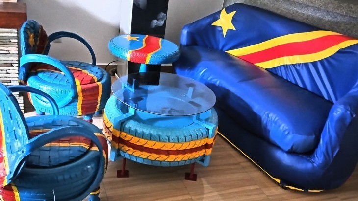 Des meubles en attente de livraison