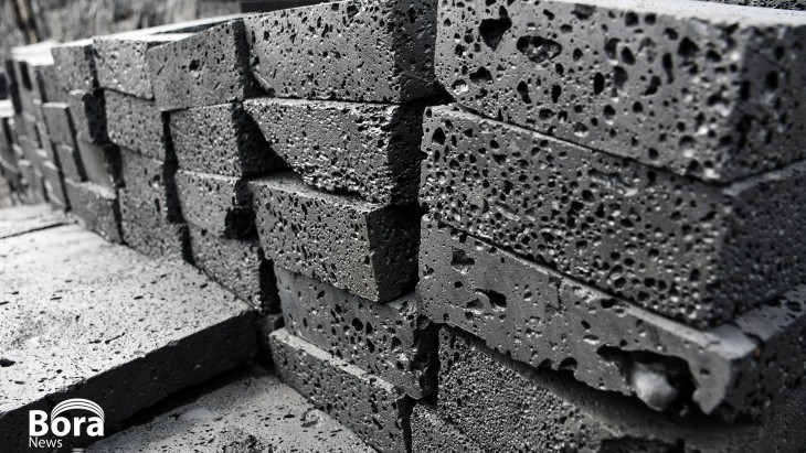 Des pavés robustes issus des pierres volcaniques made in Goma